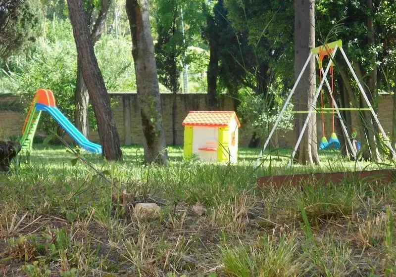 هتل Garden Area Roma Eur