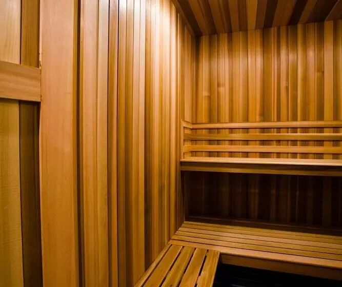 酒店 Auberge Du Draveur