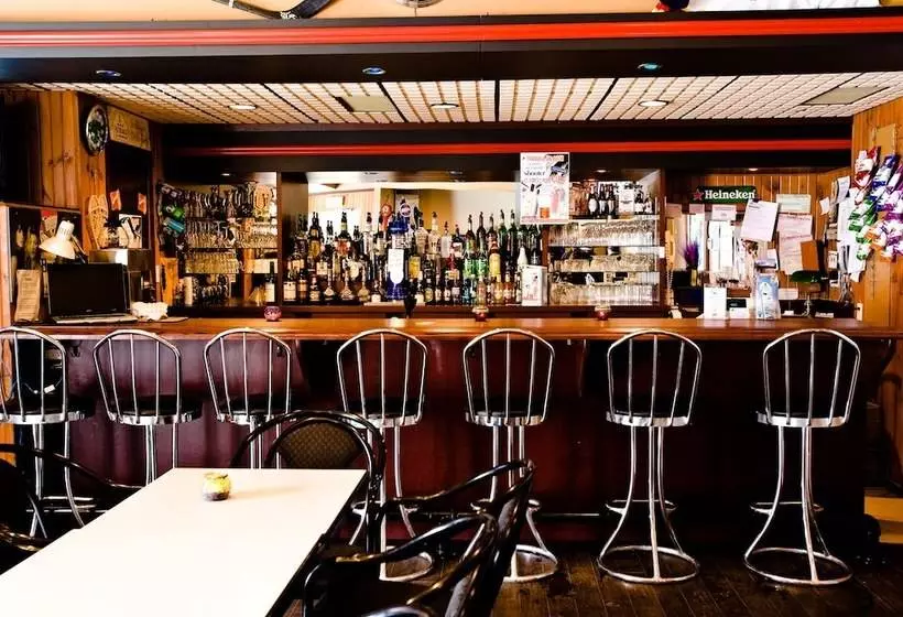 酒店 Auberge Du Draveur