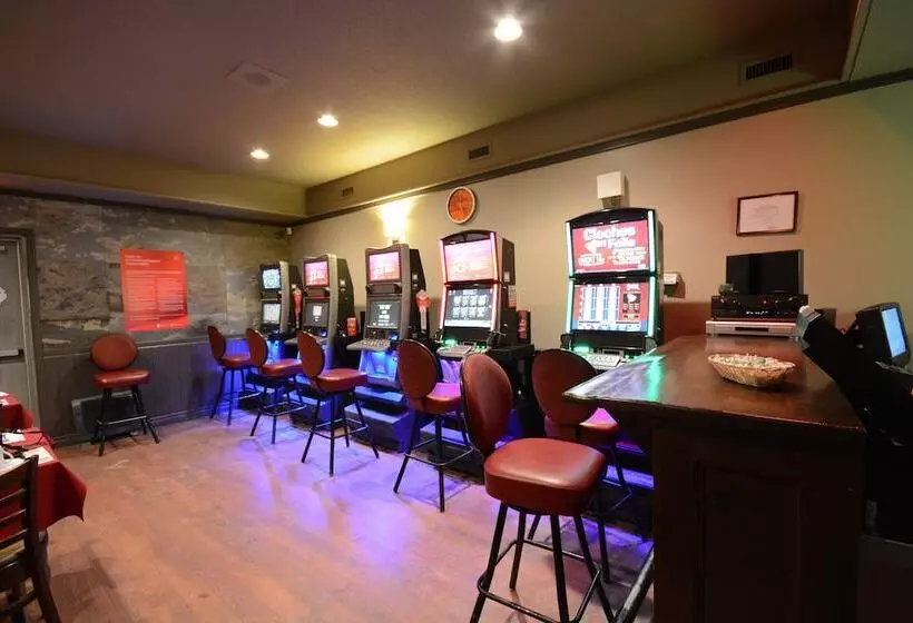 酒店 Auberge Du Draveur