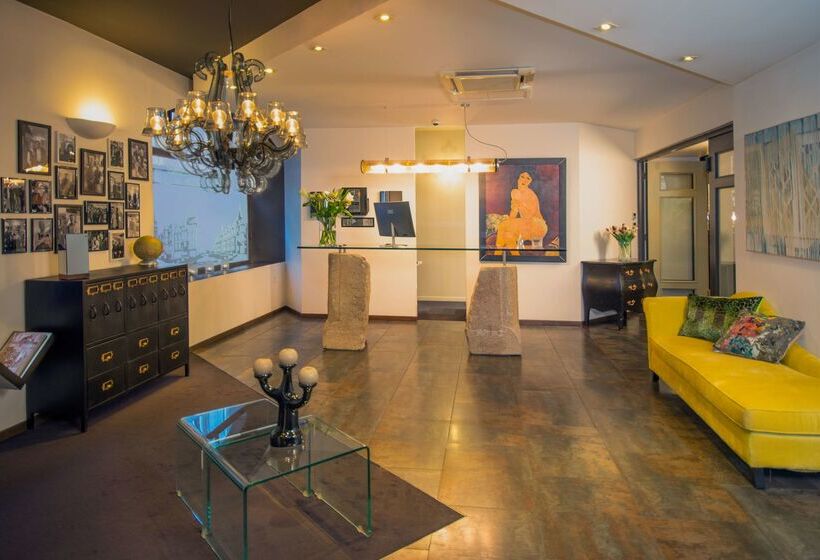 Best Western Plus Hotel Kregenn