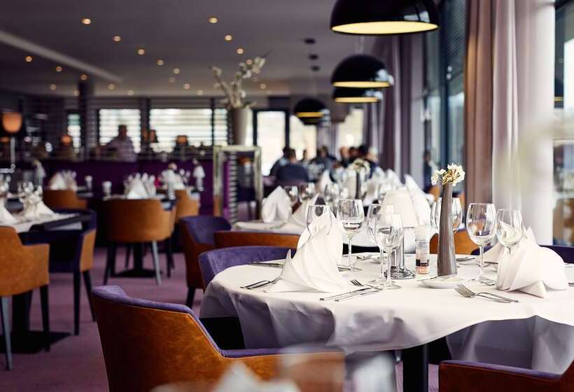 فندق Charleroi Airport   Van Der Valk