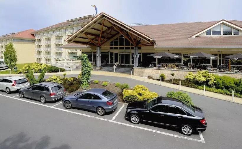 호텔 Charleroi Airport   Van Der Valk