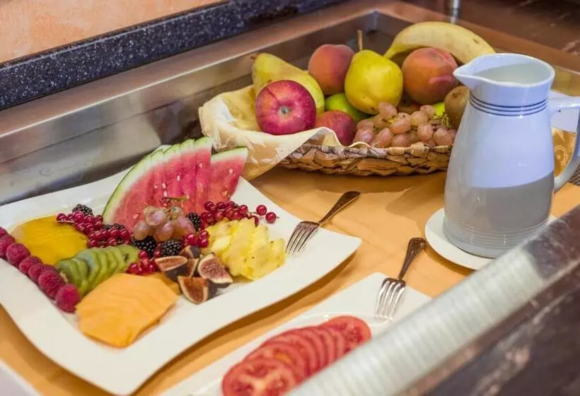 Отель Kristall   Adults Only