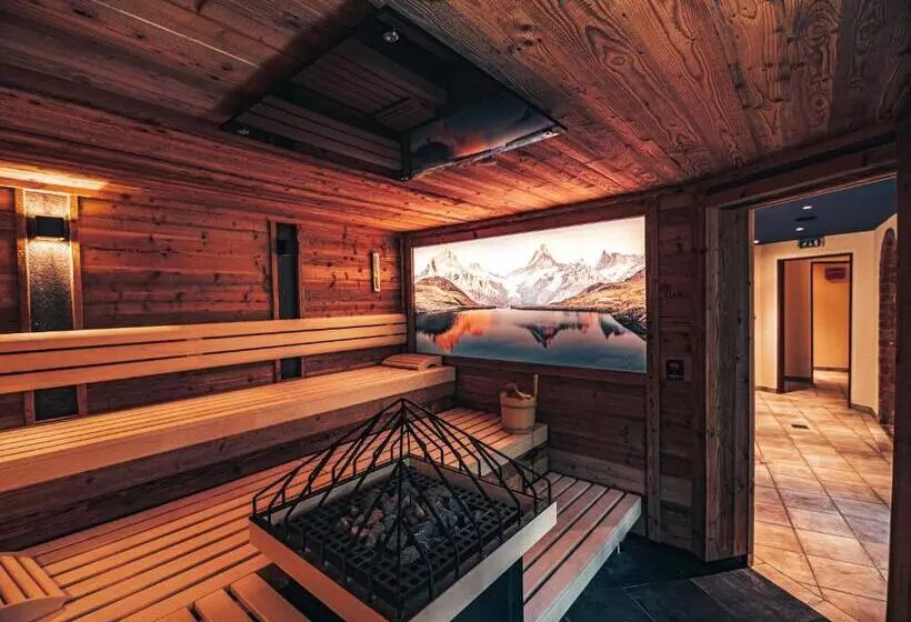 Отель Kristall   Adults Only