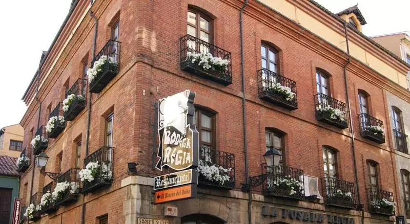 Hotel La Posada Regia