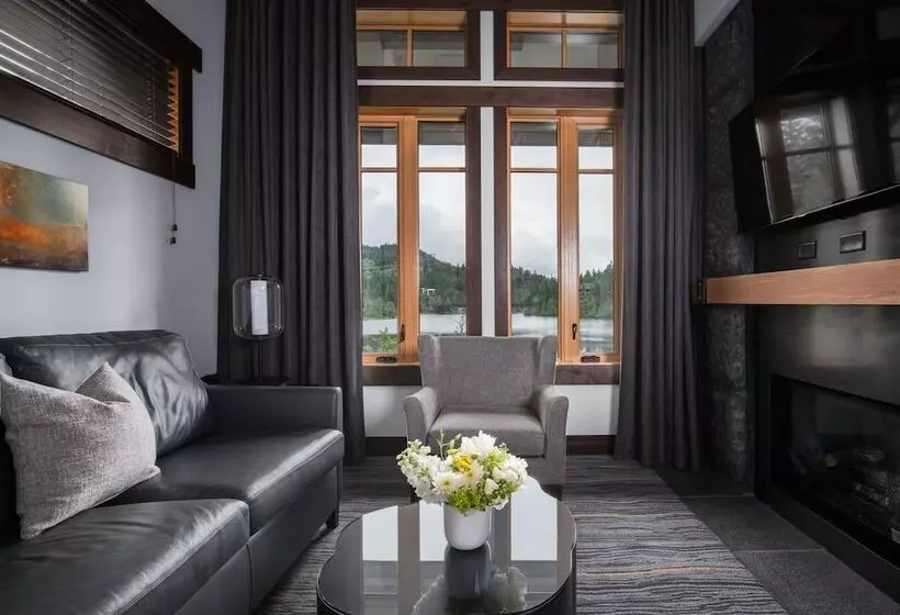 ホテル Nita Lake Lodge