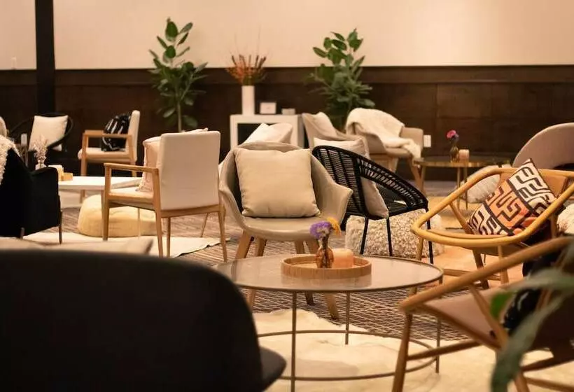 ホテル Nita Lake Lodge