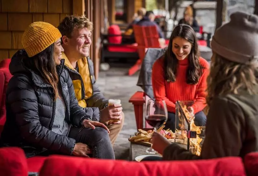 ホテル Nita Lake Lodge