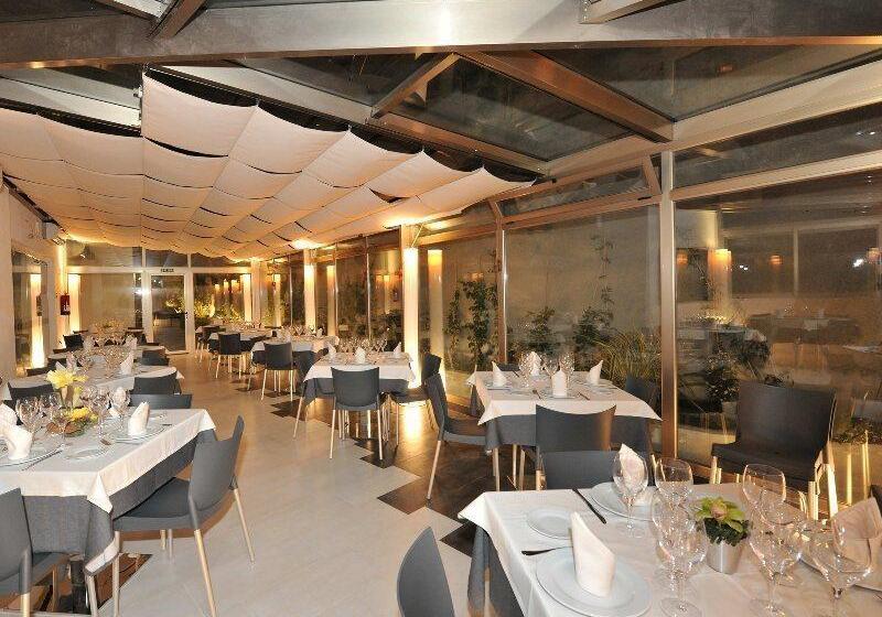 هتل On Aleta Room - Adults Only