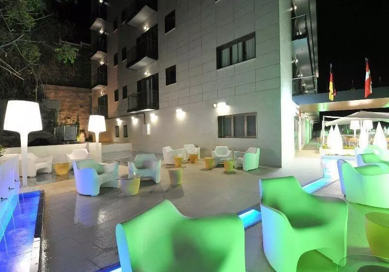 בית מלון כפרי On Aleta Room - Adults Only