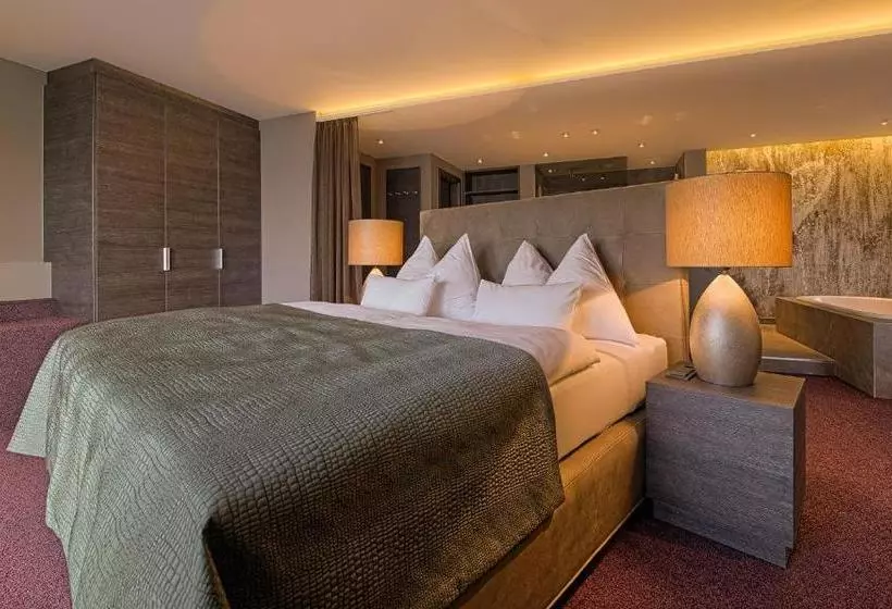 ホテル Seewirt Mattsee Adults Only