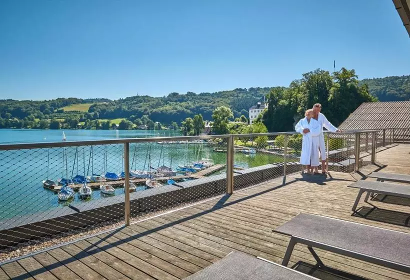 ホテル Seewirt Mattsee Adults Only