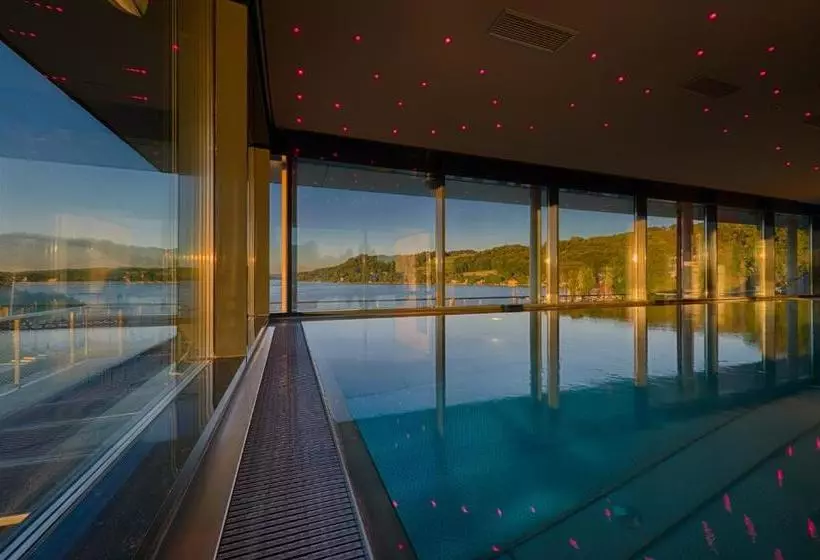 ホテル Seewirt Mattsee Adults Only