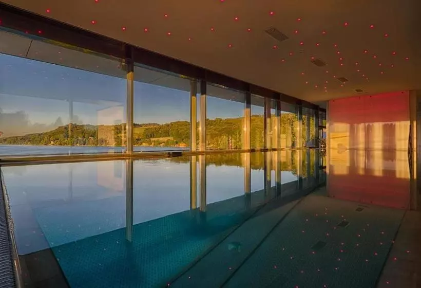 ホテル Seewirt Mattsee Adults Only