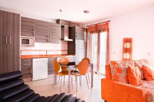 Real De Cartuja Apartments & Suites