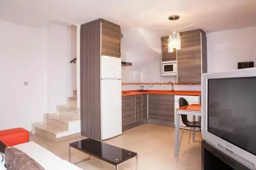 Real De Cartuja Apartments & Suites