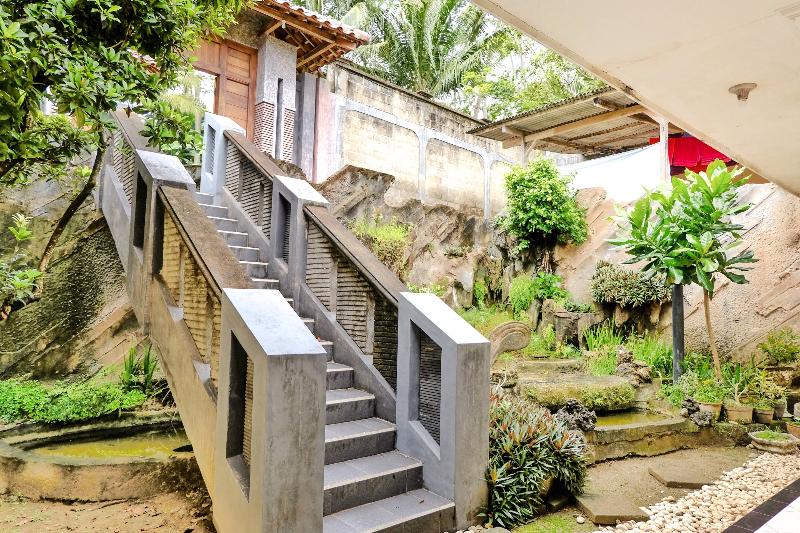 בית מלון כפרי Graha Prima By Oyo Rooms