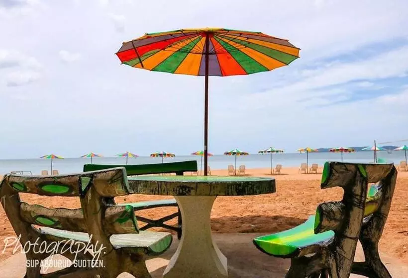 Hotelli Haadson Resort