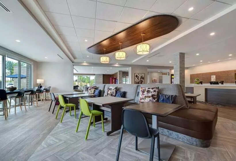 ホテル Home2 Suites Downtown Nashville/metrocenter
