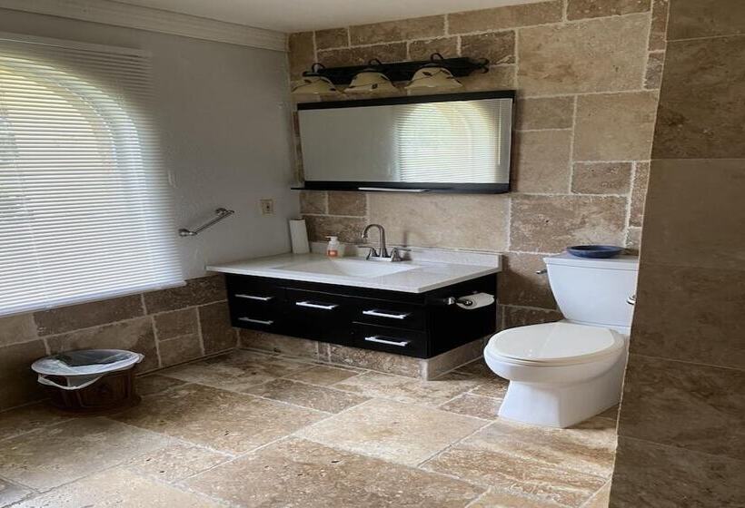 ホテル Oyo Family Ranch At Melbourne Fl