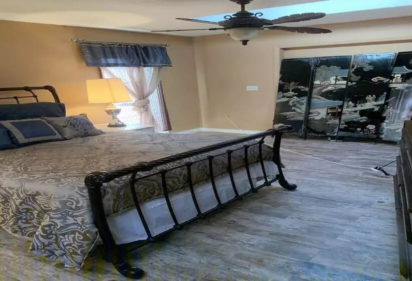 هتل Oyo Family Ranch At Melbourne Fl