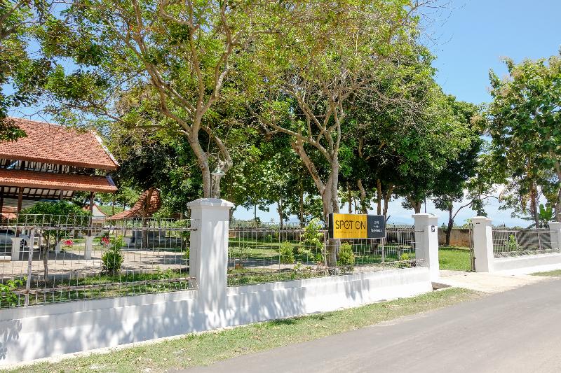 Hotell Spot On 2668 Pakis Residence