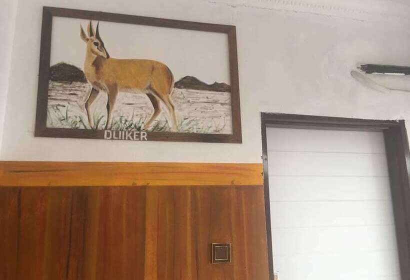 پانسیون Eagle Suites Guest House