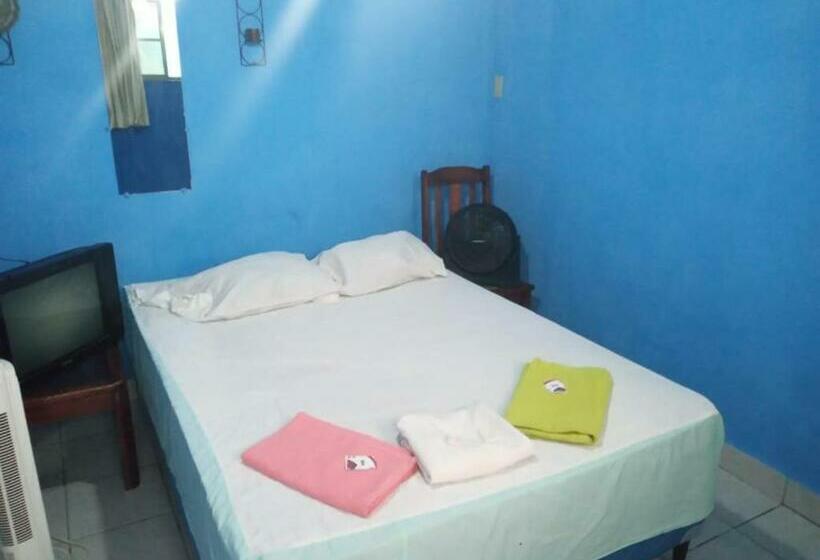 هاستل Hostal Casa Pilar