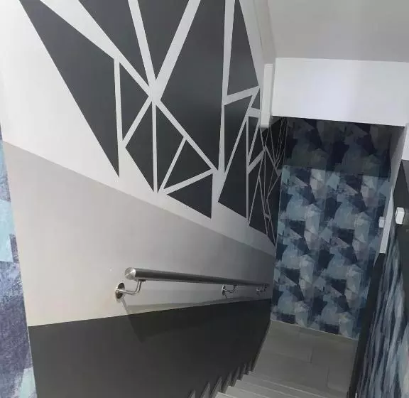 ベッドアンドブレックファースト Sleeping Sailor Boutique