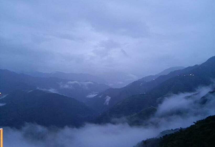 בית מלון כפרי Prithvi Resort Valley