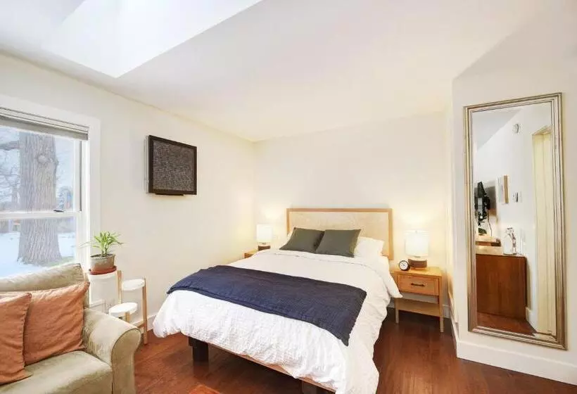 Majatalo Boulder Guest House