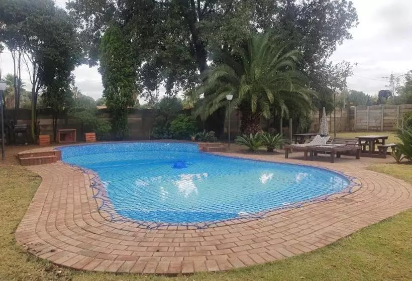 ペンション Sm Africa Guest House