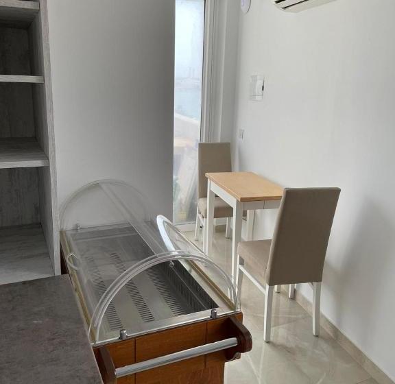 Bed and Breakfast La Reggia Seaview Guesthouse