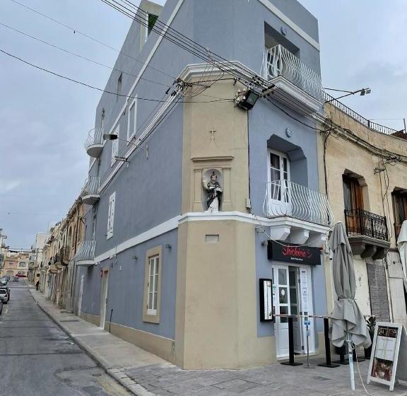 Bed and Breakfast La Reggia Seaview Guesthouse