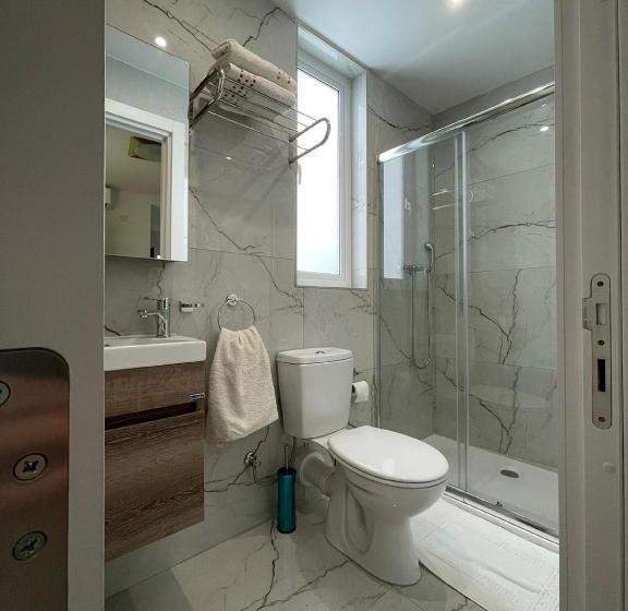 Bed and Breakfast La Reggia Seaview Guesthouse