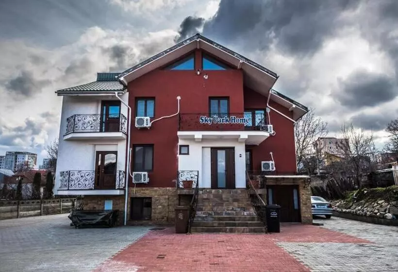 تختخواب و صبحانه Sky Park Home