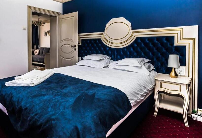 تختخواب و صبحانه Sky Park Home