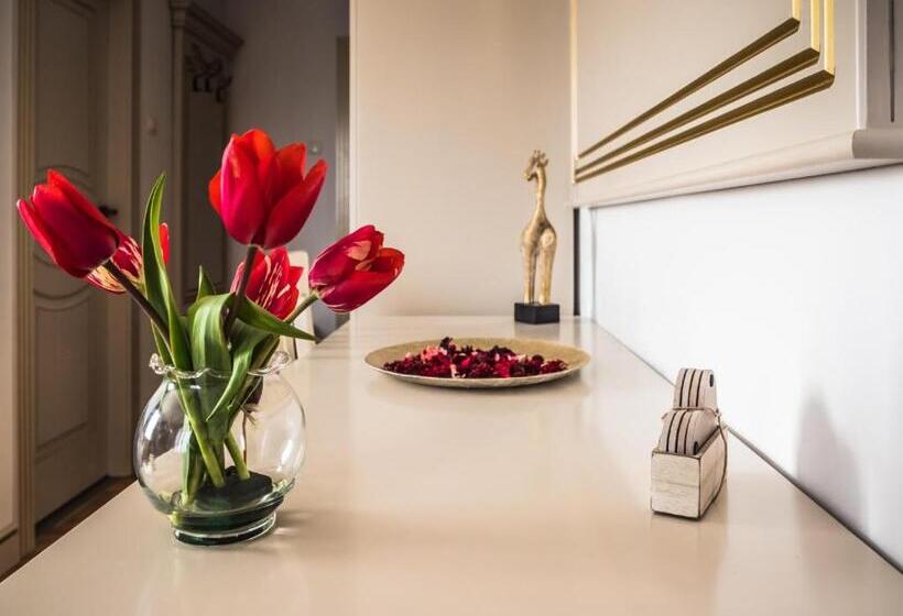 تختخواب و صبحانه Sky Park Home