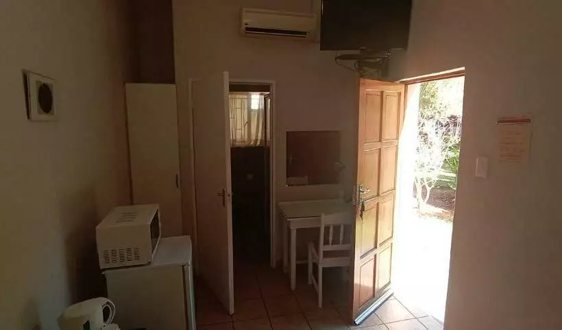 ベッドアンドブレックファースト The Guesthouse On Main