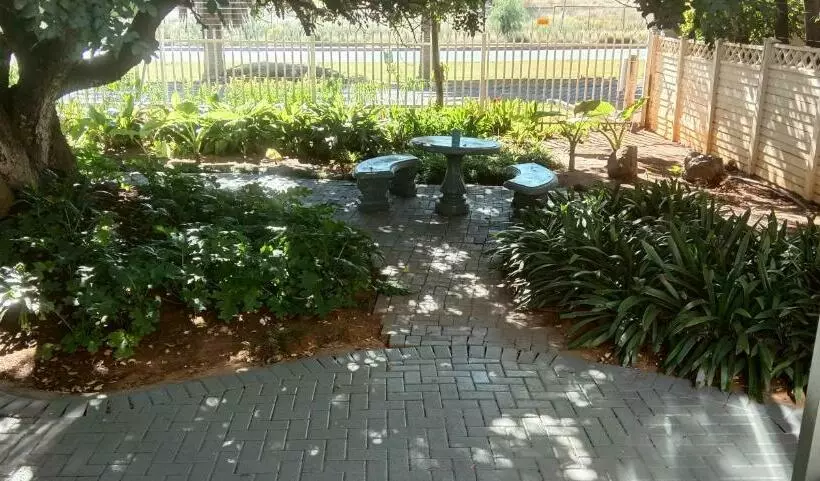 ベッドアンドブレックファースト The Guesthouse On Main