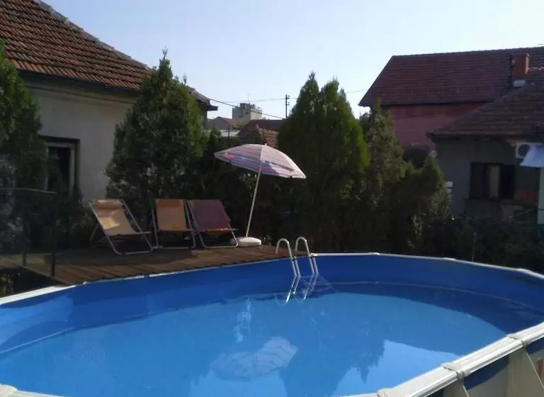 Hostel Golub