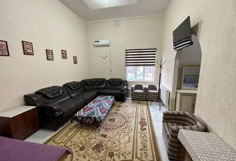 Hostel Nabi Bobo
