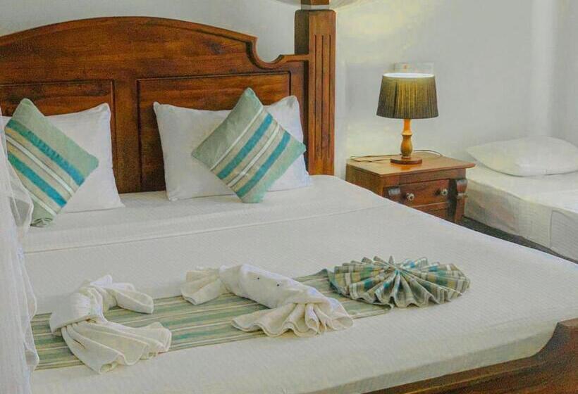 בית מלון כפרי 360 Surf Weligama Bay