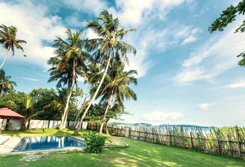 בית מלון כפרי 360 Surf Weligama Bay