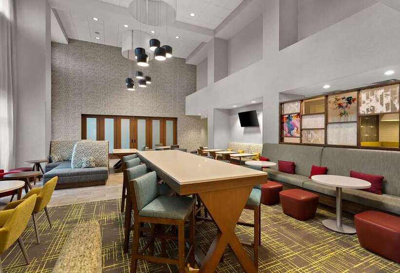 ホテル Hampton Inn & Suites Ruskin I75