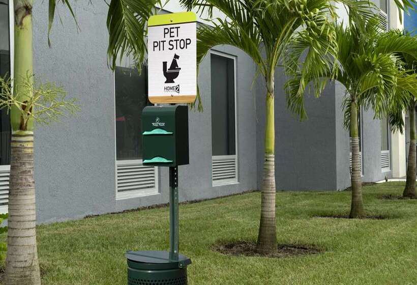 酒店 Home2 Suites By Hilton Fort Myers Airport