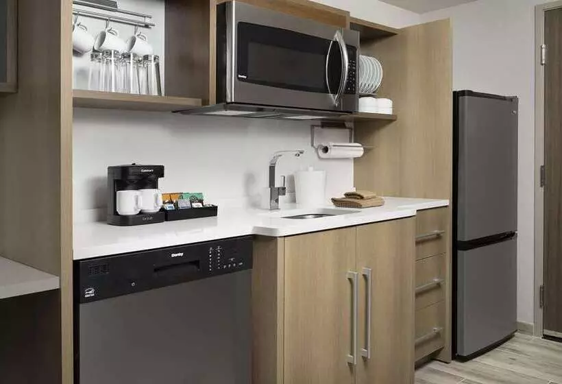 Hotelli Home2 Suites By Hilton Fort Myers Airport