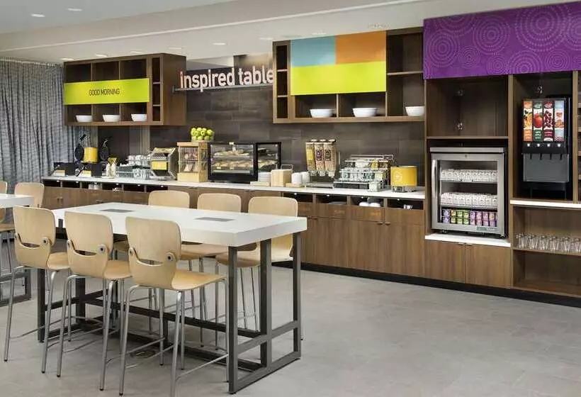 Hotelli Home2 Suites By Hilton Fort Myers Airport