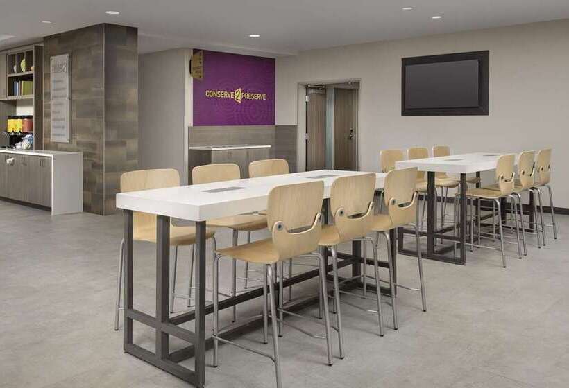 酒店 Home2 Suites By Hilton Fort Myers Airport